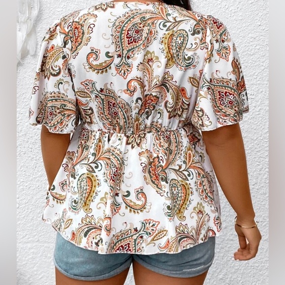Paisley Print Butterfly Sleeve Peplum Blouse - Picture 5 of 5